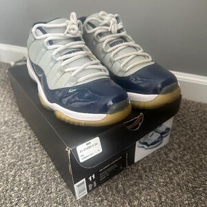 Air Jordan 11 Low Georgetown 2015 SC 528895-007 Men’s Size 11